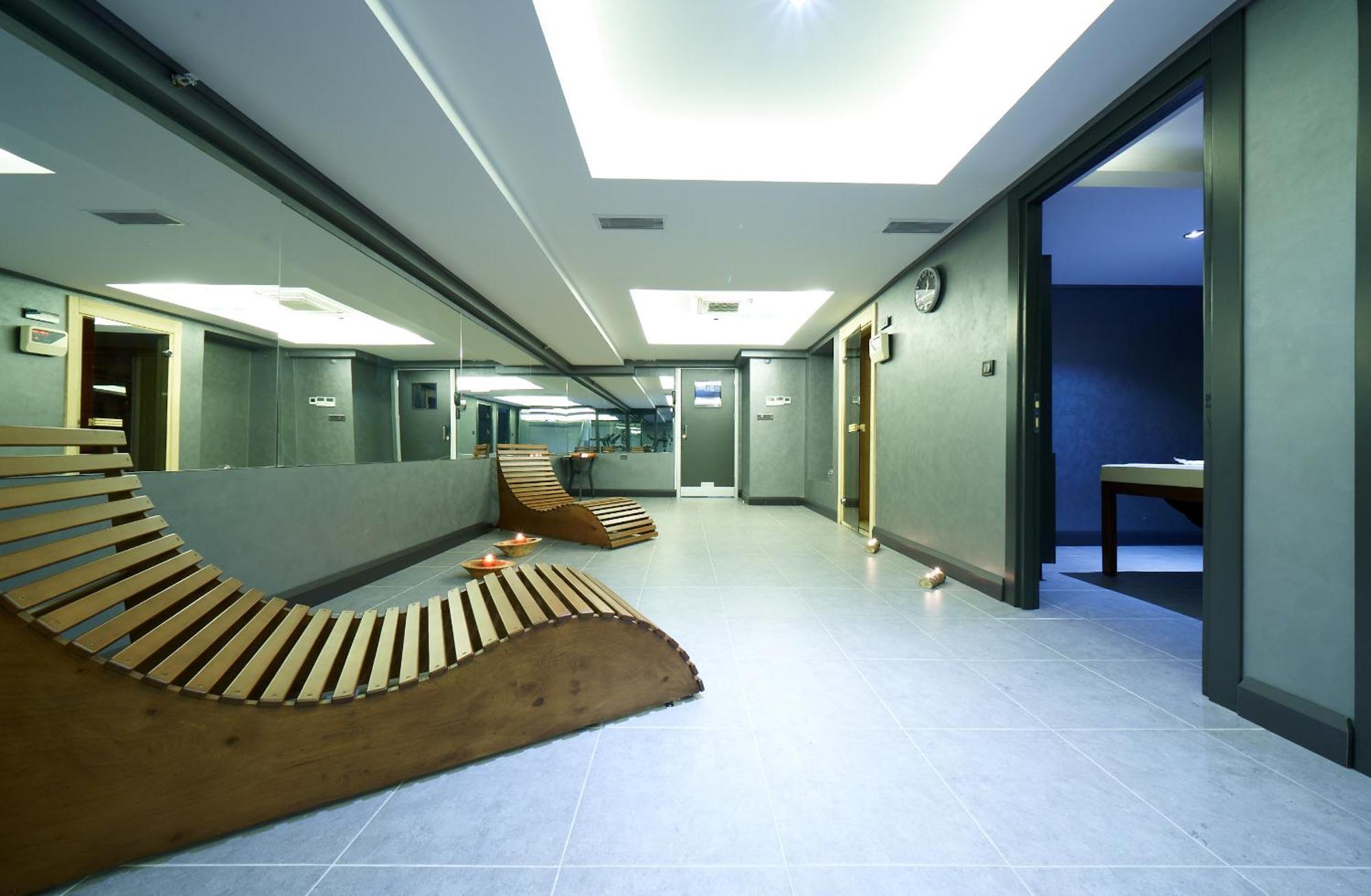 Nova Vista Deluxe & Suites A Member Of Radisson Individuals Eskişehir Exterior foto