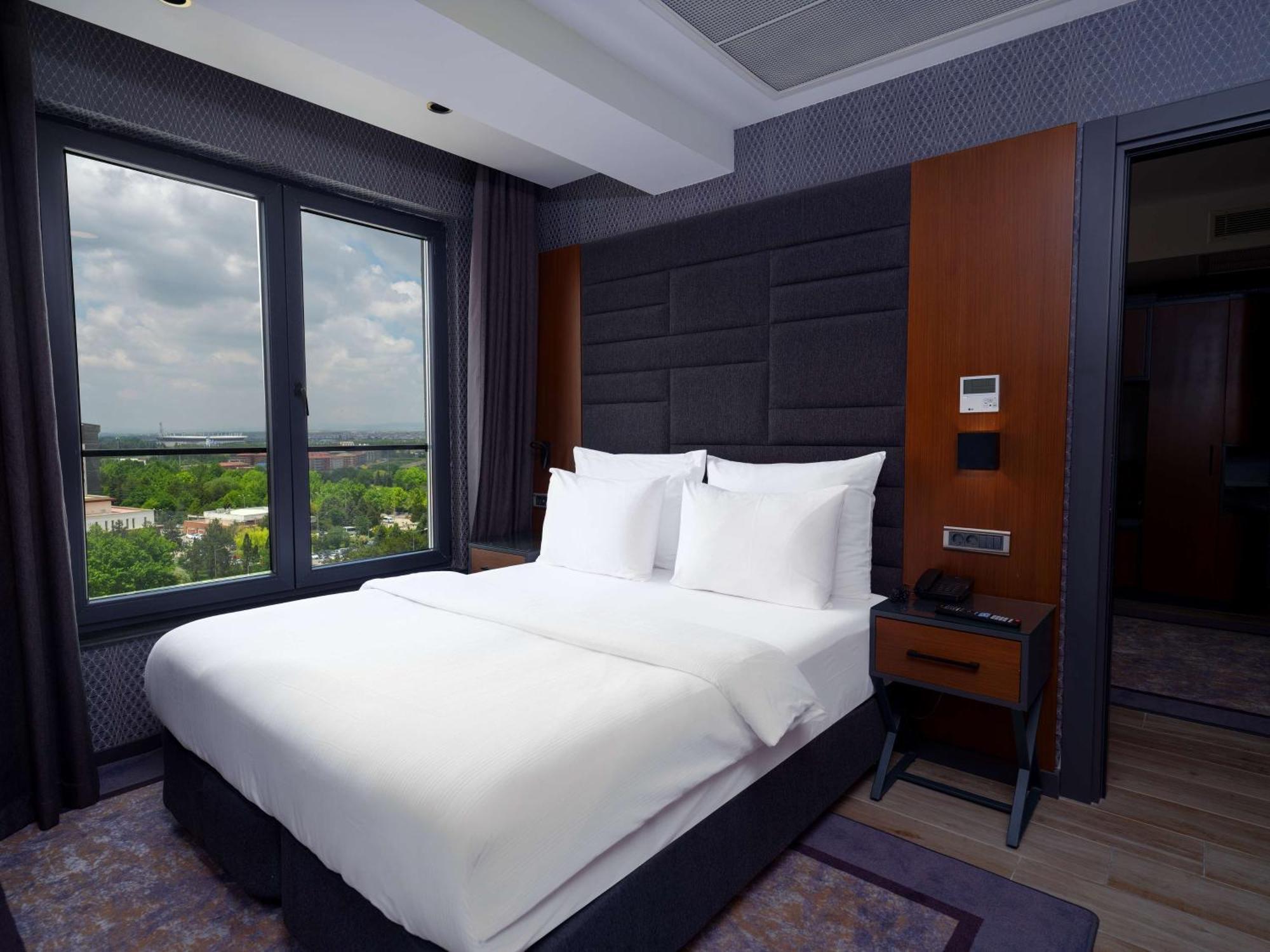 Nova Vista Deluxe & Suites A Member Of Radisson Individuals Eskişehir Exterior foto
