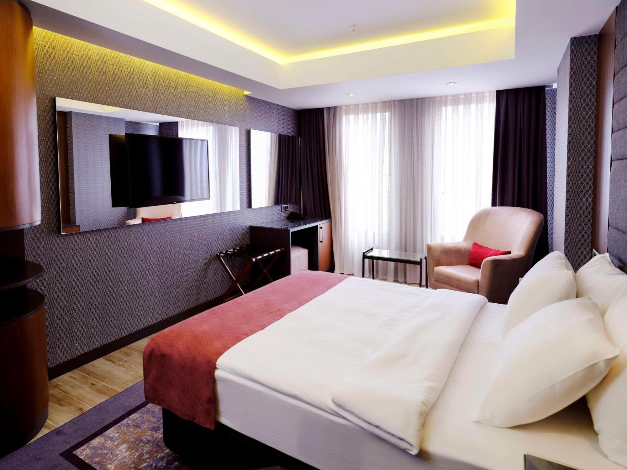 Nova Vista Deluxe & Suites A Member Of Radisson Individuals Eskişehir Exterior foto
